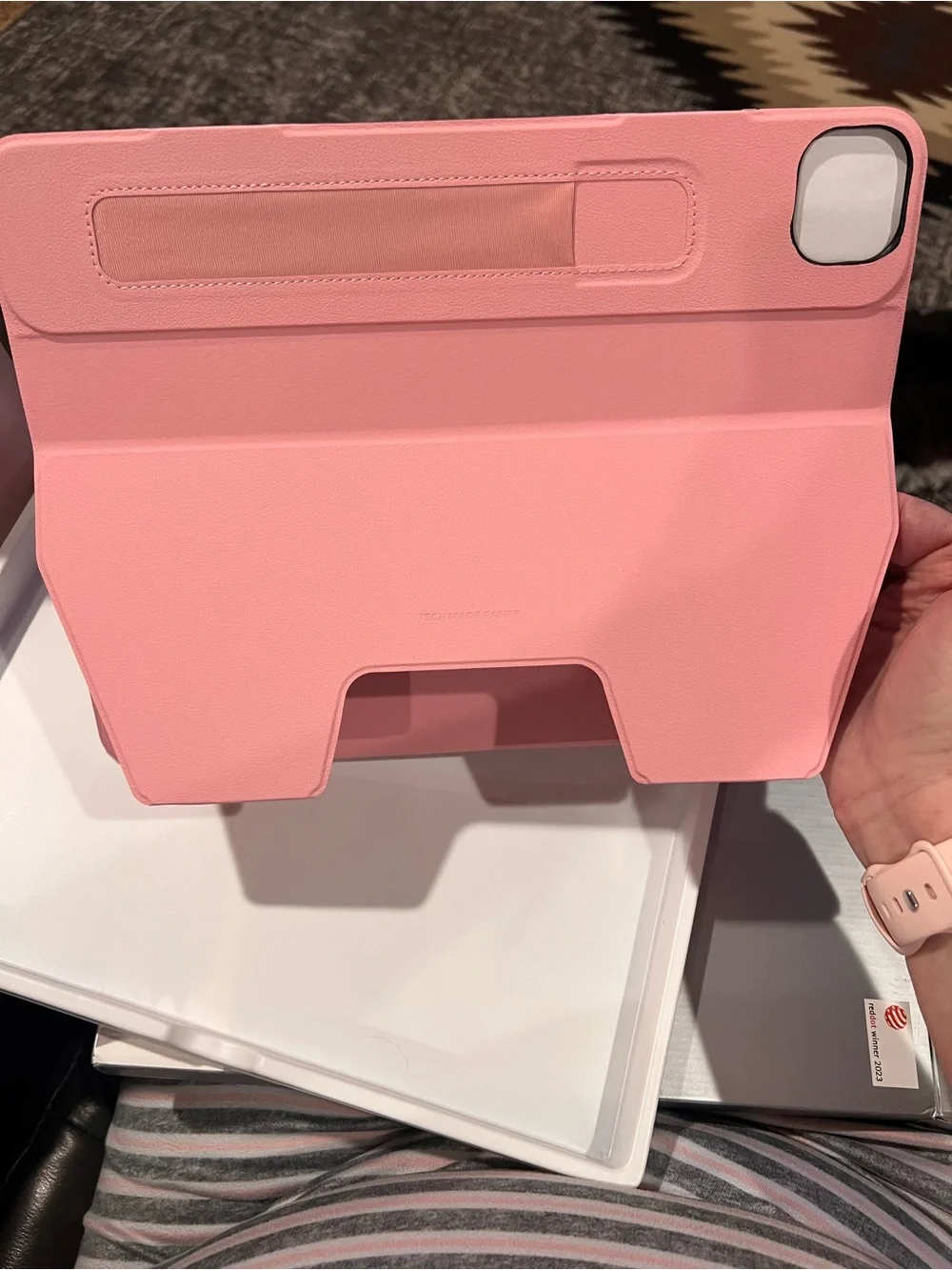 Universal Pink Tablet Folio Case with Tri-Fold magnetic Stand